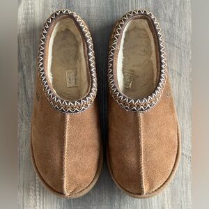 Ugg Tasman Slippers Chestnut Size 8 GUC!